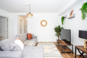 Family Comfort - Southend Stays